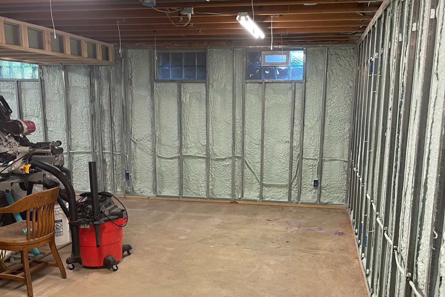 Why To Use Spray Foam Over Fiberglass Insulation... Cincinnati RetroFoam